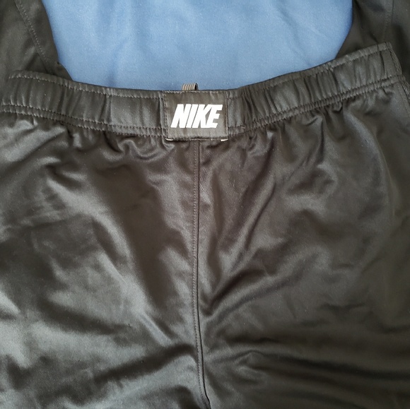 Men's Nike athletic running pants Like new - Picture 4 of 4